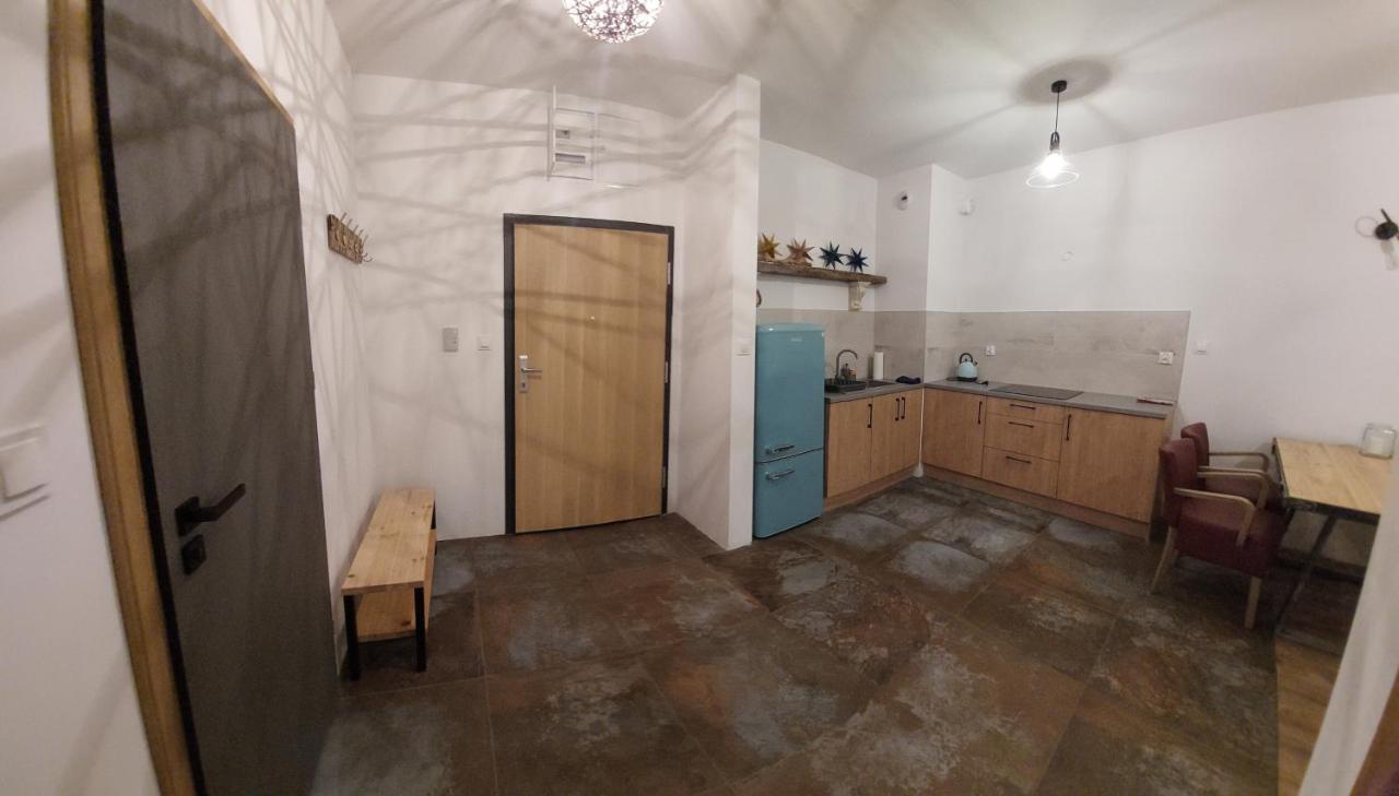 Buko Apartamenty Uniejow Luaran gambar